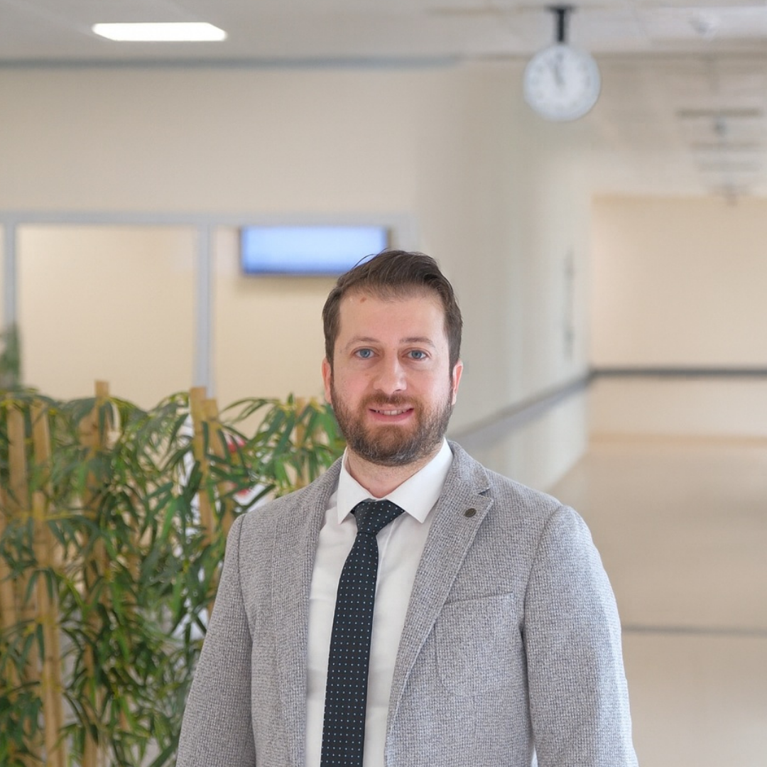 Doç. Dr. Abdülhalim Serden Ay